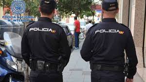 La Policía Nacional detiene en Granada a un viajero que se identificó con  un falso documento de solicitante de Protección Internacional