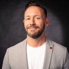 Michael Beuth's Instagram, Twitter & Facebook