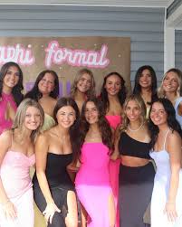 There's nothing better than Spring Formal!💐 We had such a great time at  our annual Spring Formal this past weekend! Thank you to everyone who made  the night so special💛🫧 Tag a