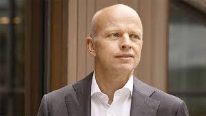 Jens Lund gerät wegen seines Führungsstils unter Druck