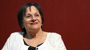 A lei maria da penha se destina a proteger e respaldar mulheres de agressões e violências que acontecem no seio de seu lar, explica maria cláudia. Maria Da Penha A Mulher Por Tras Da Lei