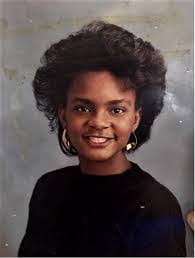 Von Moore's Instagram, Twitter & Facebook