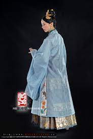 梅花如意云暗花纱（套装） - 明华堂汉服