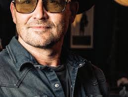 Vanessa Ivey's Instagram, Twitter & Facebook