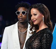 Amber rose | haircut and hairstyles. Amber Rose S Hair At 2017 Mtv Vmas Popsugar Beauty