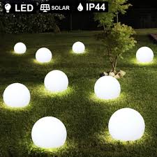 Mit der richtigen beleuchtung bekommt das ganze eine stimmungsvolle atmosphäre, egal zu welchem anlass. Etc Shop Led Gartenstrahler 10er Set Led Aussen Solar Lampen Kugel Design Erd Spiess Steck Leuchten Garten Weg Beleuchtung Online Kaufen Otto