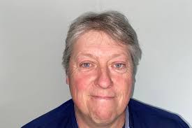 Frank Blais's Instagram, Twitter & Facebook