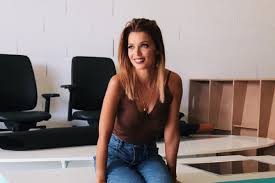 O styling de maria voltou a ficar a cargo do modelo luís borges. Maria Cerqueira Gomes Pede Ajuda Por Causa De Visual Qual Gosta Mais