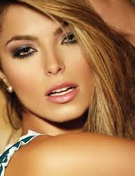 Select from premium cristina hurtado of the highest quality. Cristina Hurtado Image