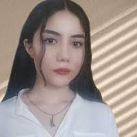 Alejandra Arzate's Instagram, Twitter & Facebook