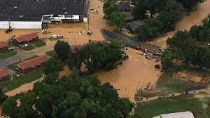 Tennessee flooding a car leans against a utility pole sunday, aug. Kqldboenodirgm