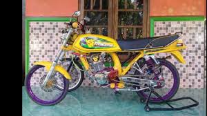 Modifikasi honda gl 100 pada konsep japstyle juga terbilang cukup unik dan klasik. Modifikasi Gl Terkeren Modifikasi Gl 100 Cafe Racer Ini Kamu Ngiler Yuk Simak Salam Yahu