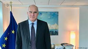 Vale de almeida firmly rejected any attempts to blame the eu for unrest in northern ireland. Eu Names First Post Brexit Uk Ambassador News Dw 24 01 2020