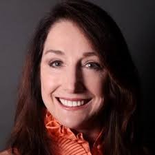 187 Bradley St, Chagrin Falls, OH 44022