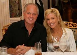 They met at a celebrity golf tournament in 2004, where kathryn was working as an event organizer for pro golfer gary player. Rush Limbaugh S Wife Becoming Palm Beach County Land Baroness South Florida Reporter