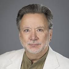 My Costume, Myself: Celebrating Stories of Cosplay and Beyond: Endres,  Thomas G: 9781959681113: Amazon.com: Books