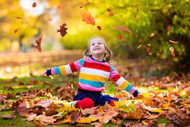 There are so many recreational activities that are much more pleasant in the fall. Outdoor Fall Activities 12 Fun Ideas For Getting Outside This Autumn Softstar Blog