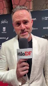 Erik Hayser nos confesó en la red carpet de los #PremiosPlatino, cuál fue  su película nominada favorita. Y nosotros estamos de acuerdo. 🙌🏼👌🏼