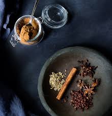 Angkat, saring dan biarkan mengendap. Ngo Hiong Bumbu Lima Rempah Yang Aromatik