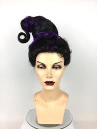 For an accurate consultation, it is essential that you select your correct face shape and answer all. Mary Sanderson Character Styled Deluxe Theatrical Costume Wig Etsy