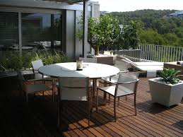 Research the terrazas fuentes family. Terraza Con Fuente Ignasi Conillas