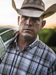 Anthony Grindle's Instagram, Twitter & Facebook