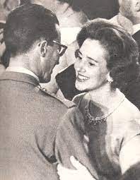 3 Couple Royal A Un Bal Annuel Ecole Royal Militaire Magazine Paris Match N 633 Mai 1961 Page 85 Koninklijke Familie Belgie Royalty