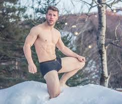 Shirtless Men On The Blog: Philippe Belanger Mostra Il Sedere