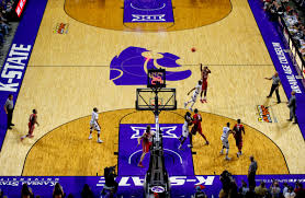 An arc is formed to be a uniform distance of 23 feet and 9 inches away from the basket. Today In History Ncaa Introduces Three Point Line Sports Illustrated