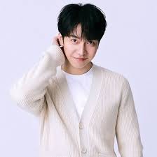 Lahir pada tanggal, 13 januari 1987 berarti zodiak opaa capricorn ^^. ì´ìŠ¹ê¸° Seunggiphotos Twitter