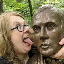 Abbie Archer (@abbiistabbii)