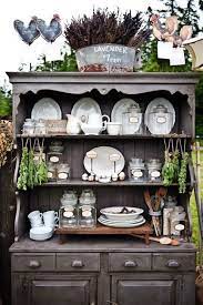 Mobile Piattaia Nello Stile Shabby Decorare Una Credenza Shabby Shabby Chic