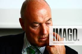 Peter Steiner während einer Pressekonferenz zur Sihlcity in