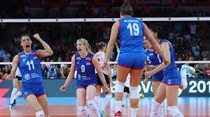Dies sollte serbischen frauen aber da die klassischen geschlechterrollen in serbien dominanter ausgeprägt sind, ist es für serbische. Volleyball Em Der Frauen Serbien Gewinnt Nervenkrieg Gegen Die Turkei