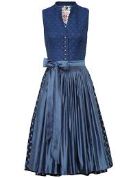 Pin Auf Festive Dirndls
