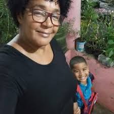 Lisette Castro (@lisette.castro)