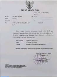 Surat undangan sampai kini memang kebanyakan kita tau masih berbentuk fisik meskipun era teknologi sudah berkembang, namun surat dalam hal tersebut tentu mencakup posting yang admin tulis dan bagikan hari ini yaitu contoh surat undangan rapat desa yang mana ini tentu akan sangat. Koleksi Populer Contoh Undangan Rapat Covid 19 Ideku Unik