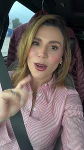 Les deseo una feliz semana desde Tijuana, Baja California, donde estaremos  supervisando el avance de las obras que estamos construyendo para  transformar la movilidad de nuestras ciudades. Los quiero ...