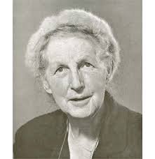 A confirmed outsider in: The Simons of Manchester