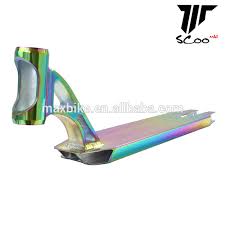 It isn't uncommon for pro stunt riders to prefer a shorter deck. High Quality Aluminum 6061 T6 Customized Color Pro Scooter Parts Stunt Scooter Deck China Factory Find Complete Deta Stunt Scooter Scooter Parts Pro Scooters