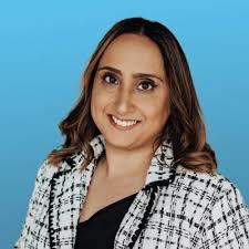 Melody Brady's Instagram, Twitter & Facebook