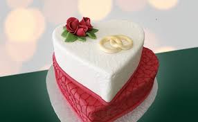 Komplette kuche komplette kche auf raten kaufen | kuchen berlin kchen auf rechnung bestellen als neukunde best so der. Eine Torte Von Peerbooms Kront Das Besondere Ereignis