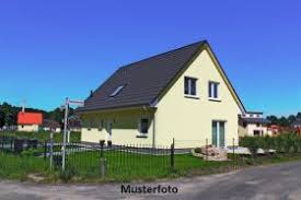 Erst verliest der rechtspfleger grundbuchinhalt, versteigerungsbedingungen und weitere formalien. Zwangsversteigerung Konigstein Versteigerungen Bei Immonet De