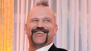 Wwe star the ultimate warrior died from heart disease, his autopsy has concluded. Wwe Legend Road Warrior Animal Joe Laurinaitis Dies At 60 King5 Com