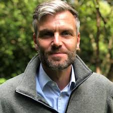 Dr. Klaas Wellhausen