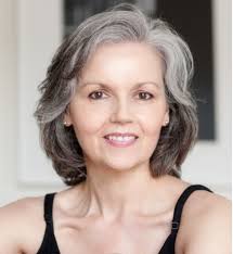 Grey hair movement y granny hair vienen siendo una de las . 50 Classy Short Hairstyles For Grey Hair Gallery 2021 To Suit Any Taste