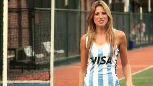 Alina moine habló de su supuesto romance con martín bossi luego de que apareciera una foto juntos durante una cena en miami que encendió las versiones de una relación, la periodista detalló. La Sexy Periodista De Fox Sports Alina Moine Habria Encontrado El Amor En Un Entrenador Ecuavisa Scoopnest
