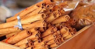 Kayu manis dan serbuk kayu manis. Kayu Manis Untuk Menurunkan Berat Badan Dengan Cepat Dan Berkesan 2021 Seumur Hidup