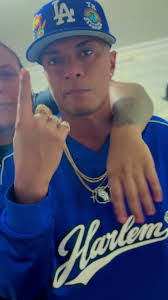 Cesar Cuartas's Instagram, Twitter & Facebook