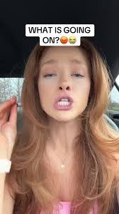 Phoebe Otto's Instagram, Twitter & Facebook